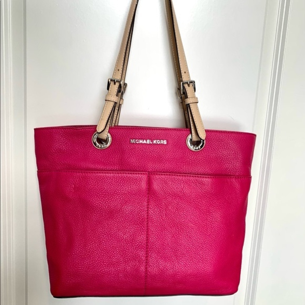 MICHAEL KORS Bedford Pocket Tote - Fuscia